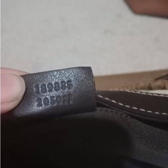 Gucci GG Canvas D Ring Shoulder Bag - Picture 6 of 16